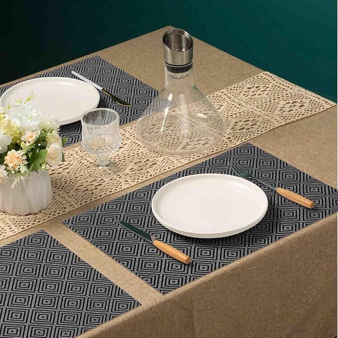 AHHFSMEI Placemats for Dining Table Set of 6 Woven Vinyl Plastic Place Mats Non-Slip Heat Insulation Stain Resistant Table Mats Washable Easy Clean Placemats (Black Grey Checker)