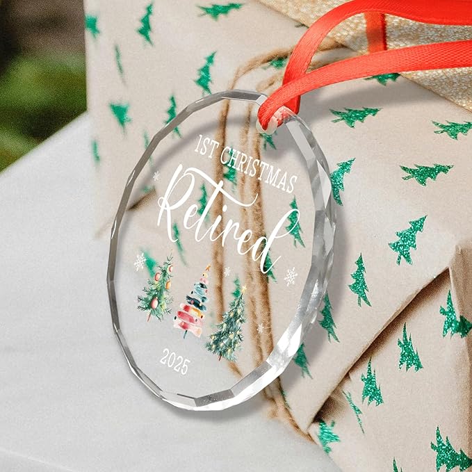 Retirement Gifts for Women, 1st Christmas Retired 2025 Christmas Ornament, Happy Retirement Keepsake for Women Coworker, Boss, Teacher, Nurse, Mom, Friend Retired Gift Ornament