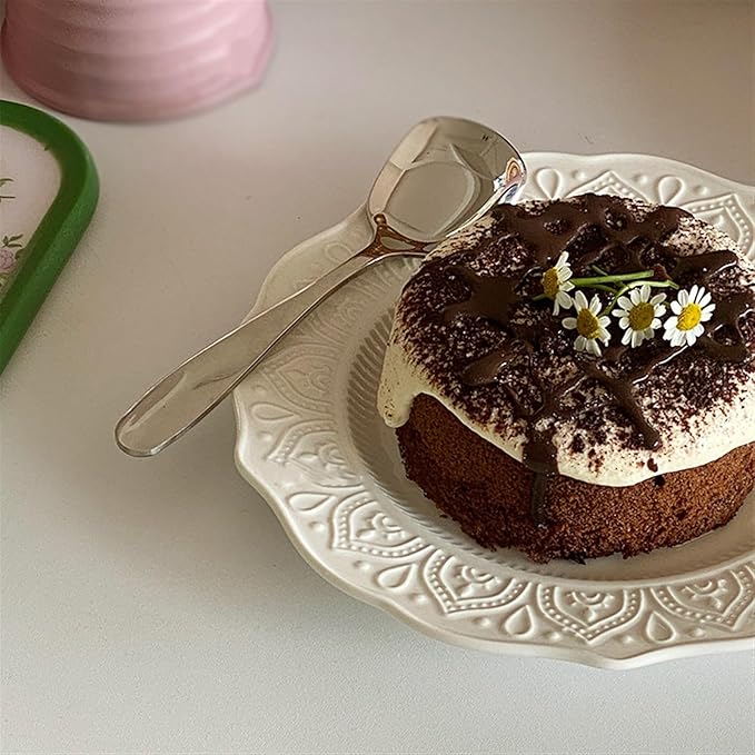 SONGCHAO Party Supplies White Embossed Lace Flat Ceramic Plate Home Restaurant Cake Dessert Plate Round Irregular Edge Breakfast Plate Party Plates