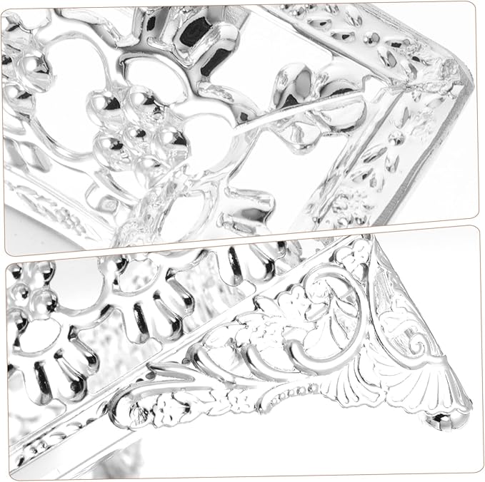 Nordic Style Metal Fruit Plate with Handle Mirrored Snack Tray for Fruits and Appetizers Silver Color Decorative Serving Tray for Residential and Commercial Use