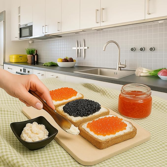 HIC Kitchen Caviar Spreader, Handcrafted in the United Kingdom, Responsibly Sourced Ankole Cow Horn, 5.75-Inch