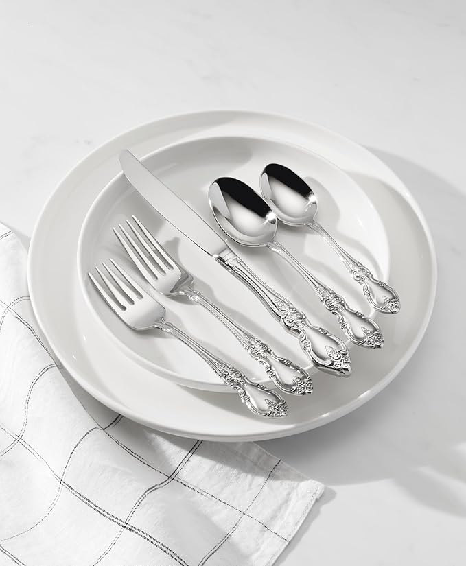 Oneida Silverware Set For 4, Louisiana 20-Piece Fine Flatware Set, Service For 4, 18/8 Stainless Steel, Silver, Mirror Finish, Knives Spoons and Forks, Dishwasher Safe, Tableware (Silver, 20 Pieces)