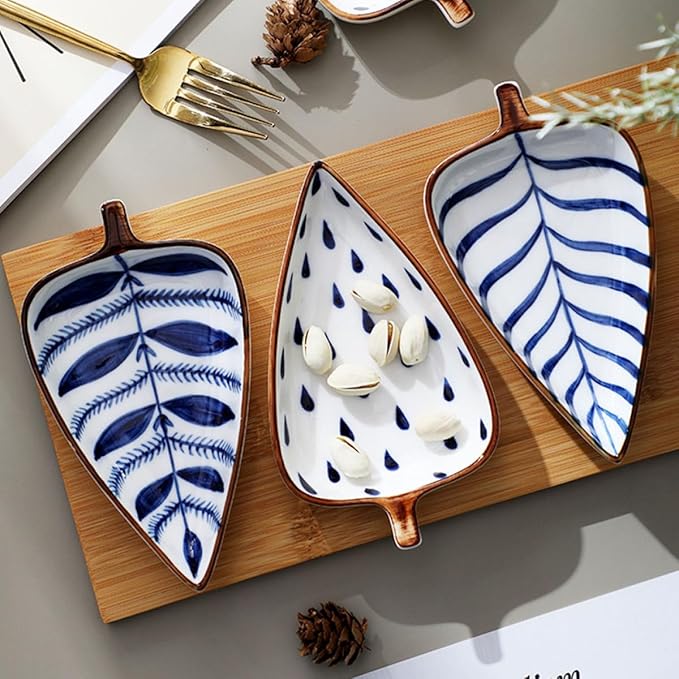 Creative Japanese Style Hand-painted Ceramic Appetizer Plates Set of 3 with Leaf, Water Grass, and Raindrop Designs – Small Serving Dishes for Sauces, Nuts, and Fruit Random Color