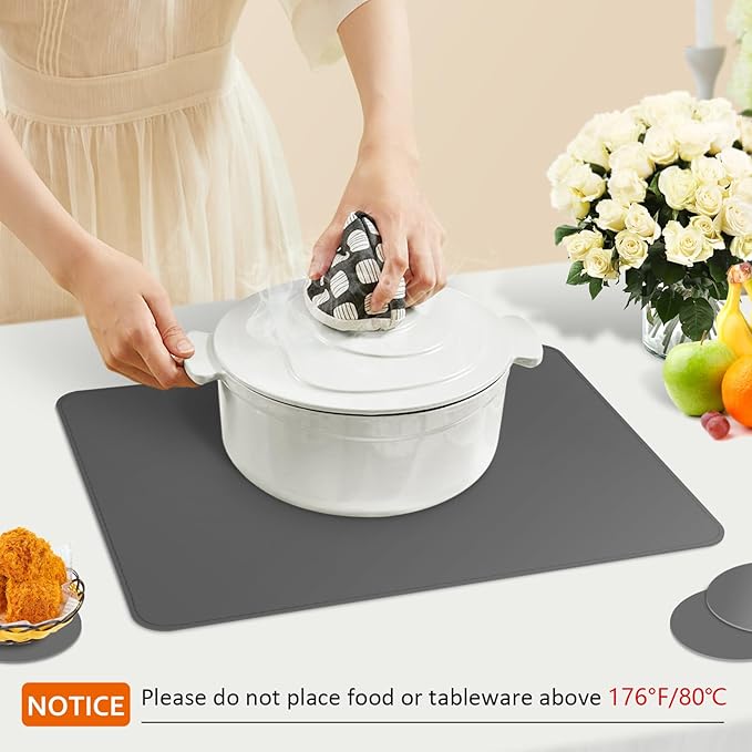 Vinyl Placemats Set of 6, Faux Leather Heat Resistant Kitchen Place Mats, Waterproof Wipeable Dining Table Mats and Coasters for Indoor, Outdoor (Gray)