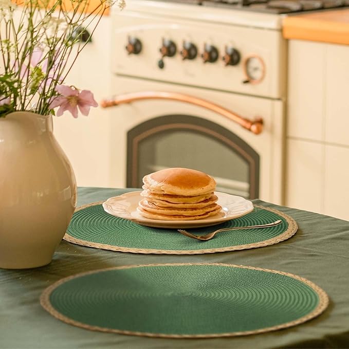 Noctiflorous Round Placemats Set of 4, 15 Inch Braided Hand Woven Table Mats, Heat Resistant Non-Slip Wipeable Thin Edge Place Mats for Kitchen Dining Indoor Outdoor Use(Green, 4)