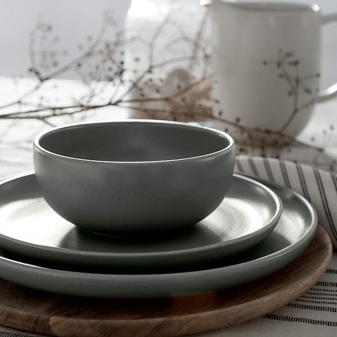 Casafina 12 Piece Stoneware Place Setting, Pacifica Artichoke Green, Dinnerware Set