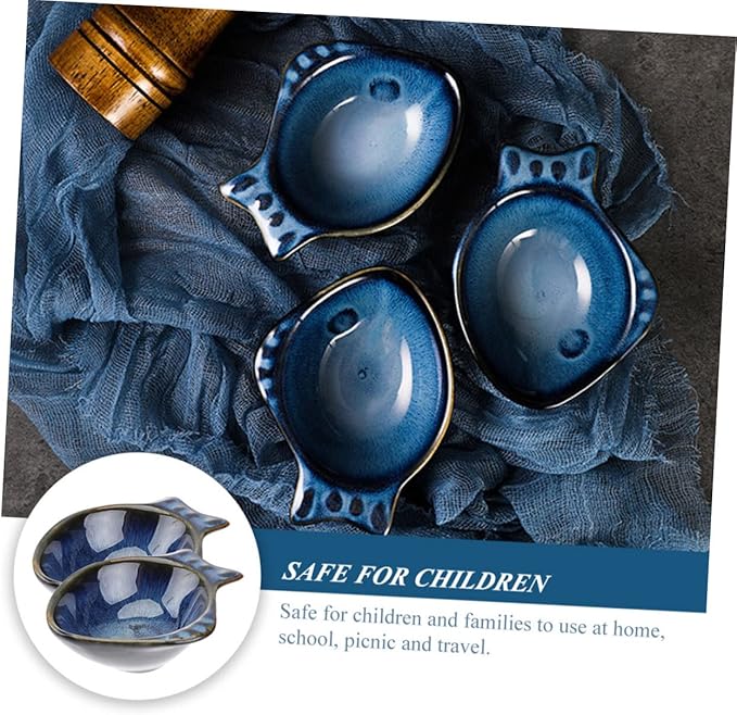 2Pcs Ceramic Dipping Dishes Small Fish Shaped Sauce Plates for Condiments Seasonings and Appetizers for Home Parties Weddings and Celebrations