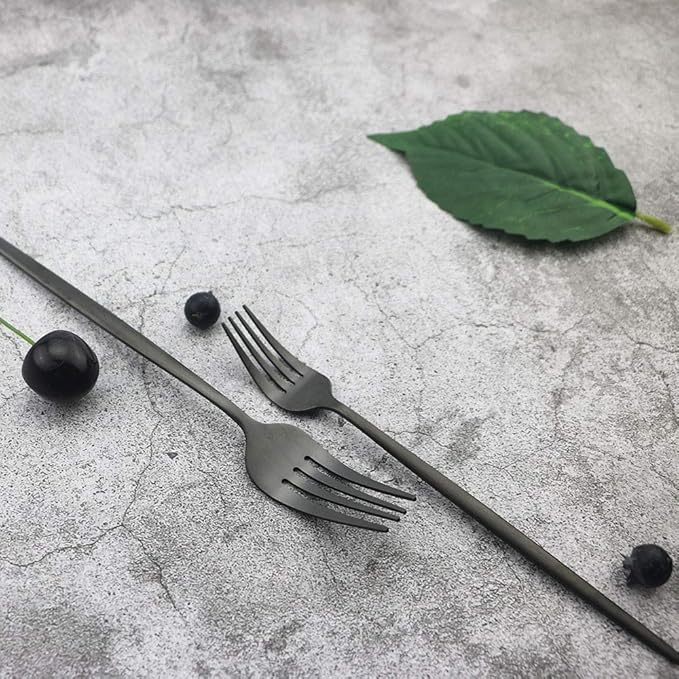 JASHII Matte Finished 24 Pieces Silverware Flatware Cutlery Set, Full Set Flatware Durable, Stainless Steel Tableware Silverware Service for 6 Dishwasher Safe(Matte Black)