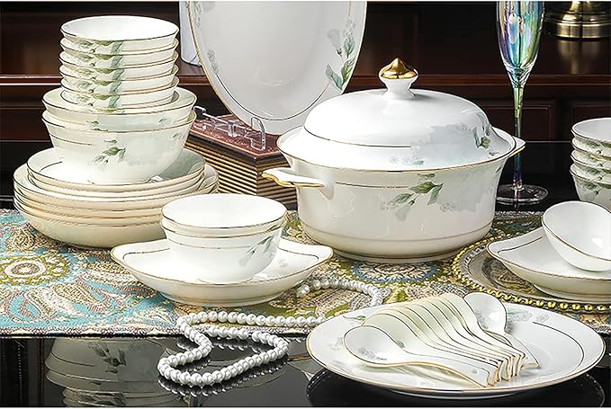 Bone China Dinner Set, Porcelain White Dinnerware Kitchen Dinning Round Tableware Combination Set with Cereal Bowls Dessert Plates and Soup Plates,