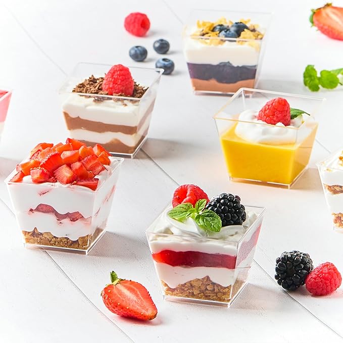 Zezzxu 50 Pack 4 oz Square Dessert Cups with Dome Lids and Spoons, Plastic Pudding Cups with Lids Mini Parfait Shooter Cups for Party Individual Banana Pudding Jello Yogurt Fruit Trifle