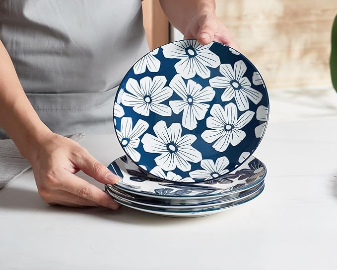 ONEMORE Dinner Plates Set of 4, 8.5 Inch Ceramic Blue and White Salad Dessert Appetizers Plates, Microwave & Dishwasher Safe Scratch Resistant, Small Serving Dish Platters