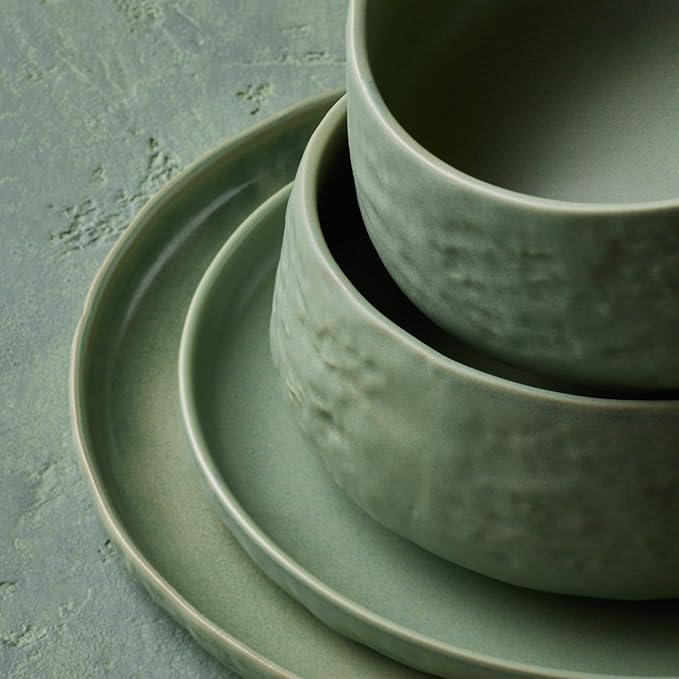 Stone by Mercer Project SHOSAI 32-Piece Stoneware Dinnerware Set, Plates and Bowls Set, Modern Dishware set fo 8, Sage