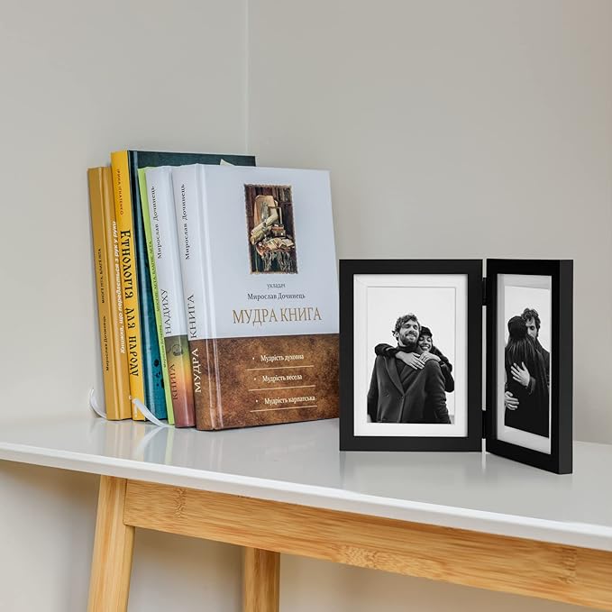 5x7 Double Horizontal Hinged Wood Picture Frame Folding Photo Frame with Real Glass Front in Black for Tabletop, Display 4x6 with Mat or 5x7 without Mat P-HEI-2H57