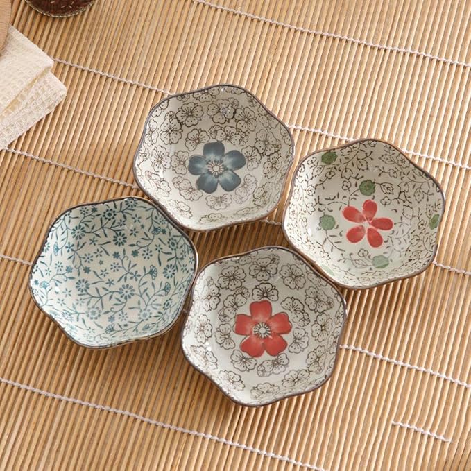 Dinner Plates Appetizer Plates Japanese Style Soy Sauce Dishes Set of 6, Household Ceramic Flower Dishe Serving for Dumpling, Side Dish, Sushi Bowl Sets，B