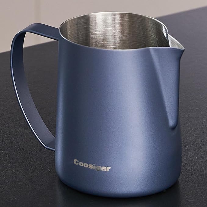 Milk Frothing Pitcher 600ml/20oz,304 Stainless steel Espresso Steaming Pitcher,milk frother cup,Milk Jug Cup,Latte Art(Blue)