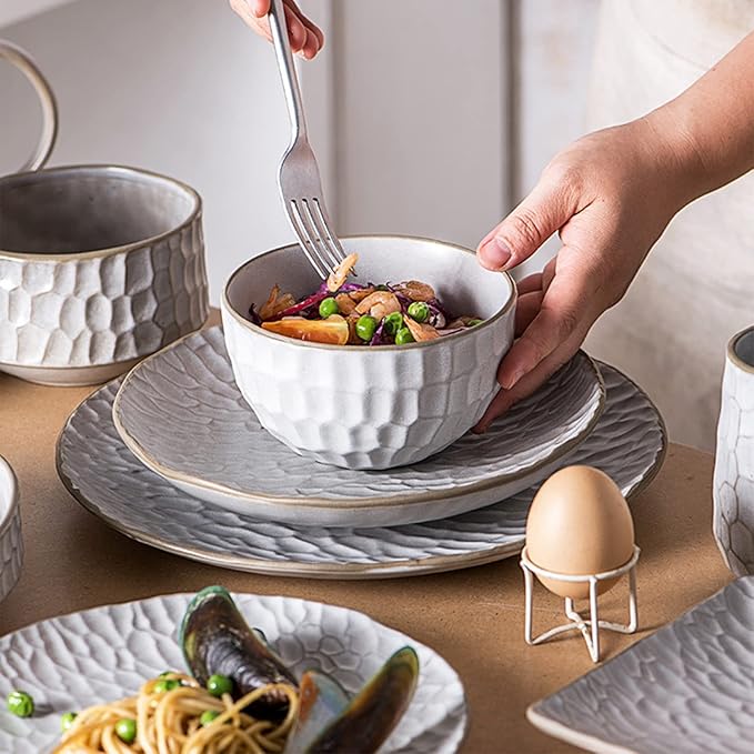 Round Dinnerware Sets | White Kitchen Plates, Bowls, and Mugs | 17 Piece Stoneware Tableware Nordic Style| Dishwasher Microwave Safe | Service for 4