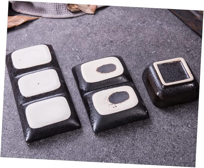 2pcs Ceramic Sauce Dishes Square Flavor Dish Versatile Condiment Bowls for Dipping Sauce Appetizer Plates for Home and Restaurant Use