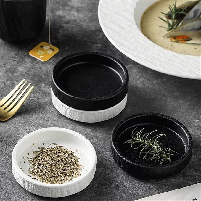 Salad plate Ceramic Dip Bowls Set of 4 Round Soy Sauce Bowls 3.5inch Small Sauce Dishes for Snack Sushi BBQ Side Dishes Appetizer and More Plastic plate (Color : Brass)