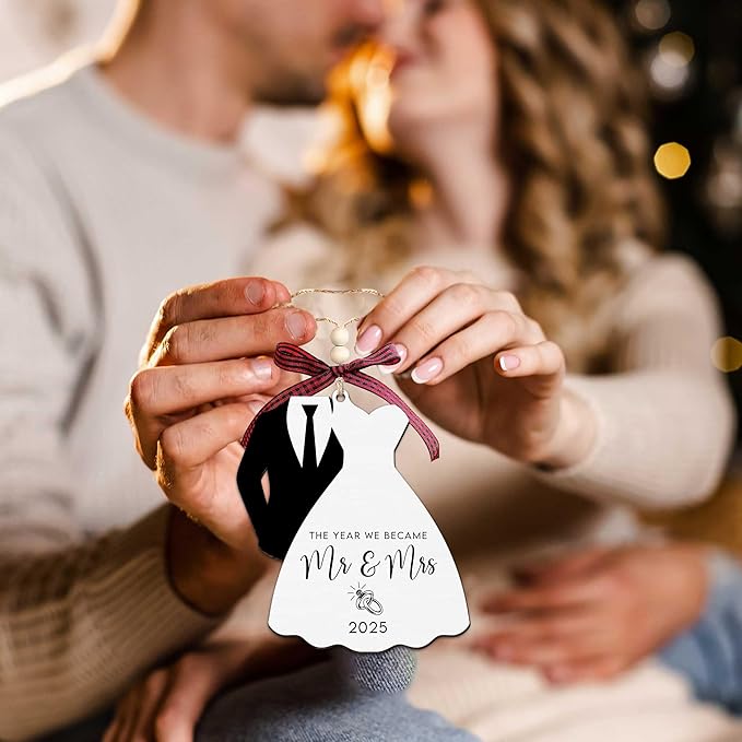 Wedding Gifts - Mr and Mrs Gifts - Wedding Gift for Couples 2025, Bride, Future Mr and Mrs - Bridal Shower Bride Gift Ideas (2 Side)