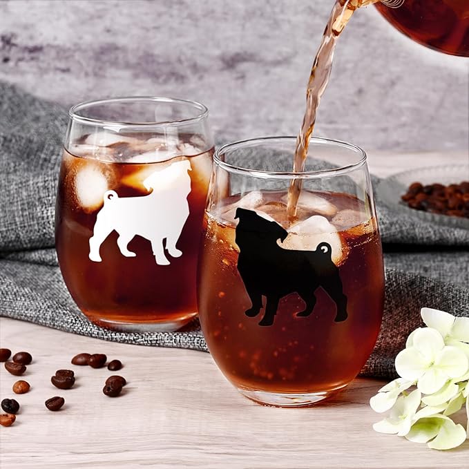 Futtumy Pug Wine Glasses Set of 2, Pug Gifts for Pug Lovers, Pug Gifts, Dog Lovers Gifts for Women, Gifts for Dog Lovers for Christmas Birthday Mother's Day, 17Oz Wine Glass for Women