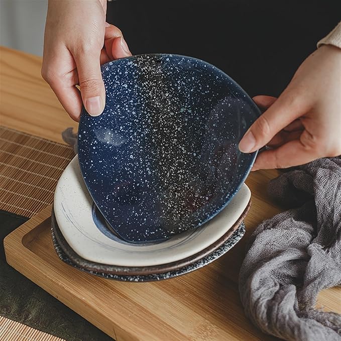 Sauce Dish Creative Triangle Snack Plate Dessert Salad Snack Plate Restaurant Fruit Bowl Ceramic Appetizer Plate Snack Bowls Color : 4 One Size