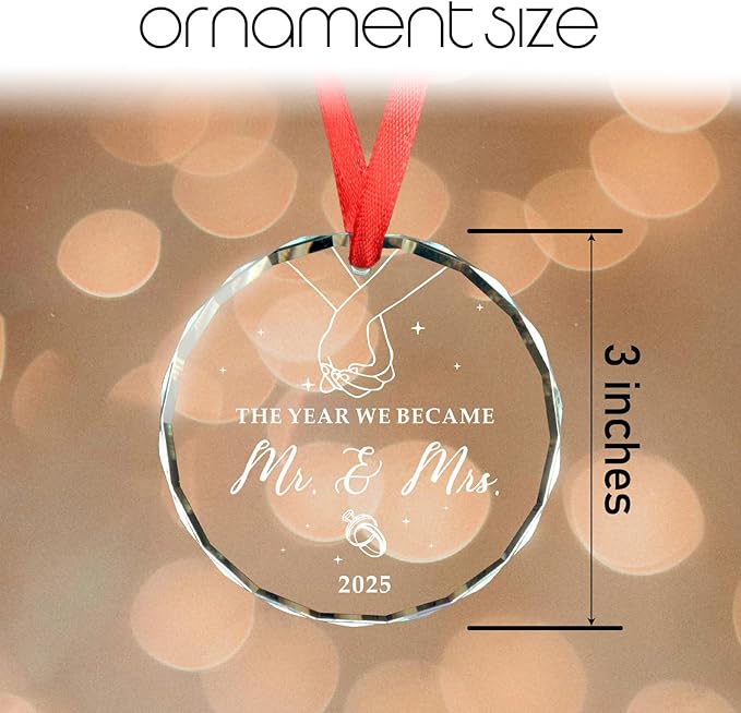 Wedding Gifts The Year We Became Mr and Mrs 2025 Glass Ornament Wedding Gifts for Couples 2025 Bridal Shower Gift Engagement Gift for Newlyweds Married Christmas Ornaments 2025