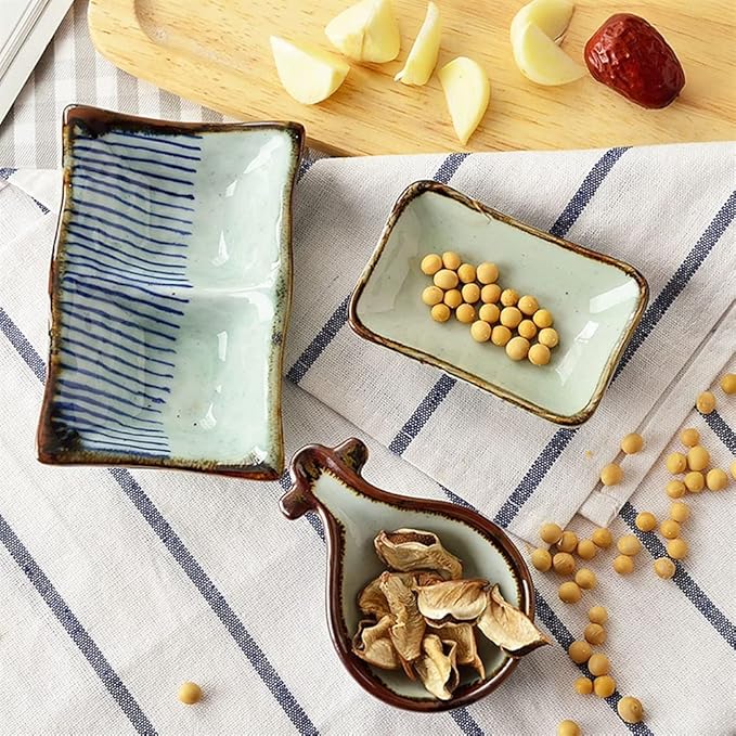 GeRRiT Snack Serving Dishes Ceramic Appetizer Plates 3.35 Inch Japanese Style Dipping Sauce Dishes Rectangle Soy Sauce Dipping Bowls Dessert Sushi Sauce Seasoning Dish Dessert Dishes