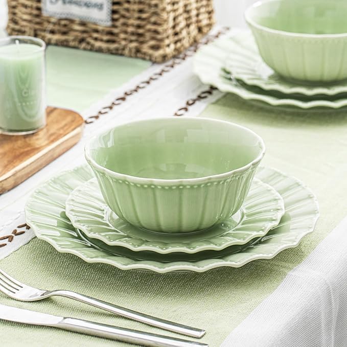 HOMBENE Dinner Dinner Plates 10.5 Inches Set for 6, Ceramic Plates, Salad Serving Plates, Wavy Style, Microwave & Dishwasher Safe Plates for Cake Waffles Snacks (Mixed Colors)