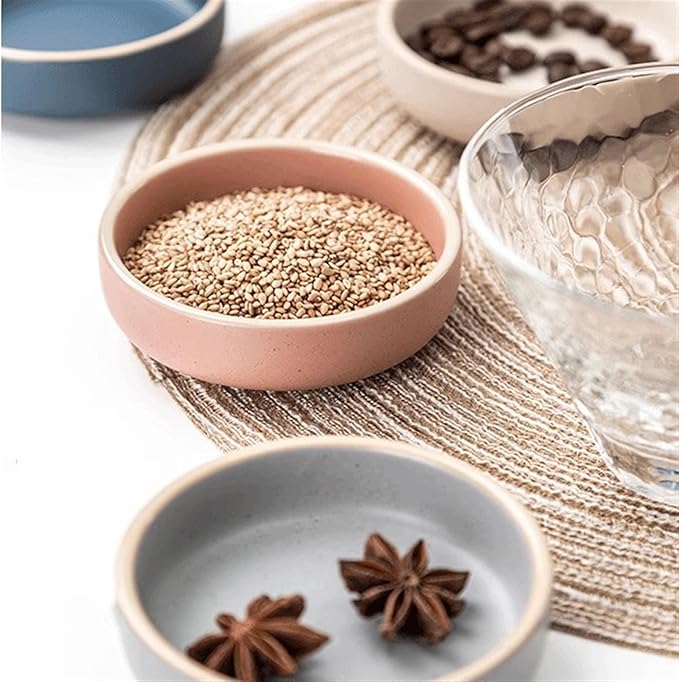 GUERNSEY Snack Bowls Round Ceramic Plate Small Dessert Plate Soy Sauce Plate Side Dish Snack Sushi Sauce Small Sauce Plate Snack & Dip Bowls (Color : B)