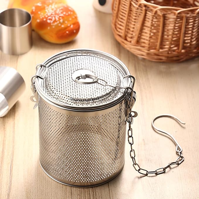 Yardwe Stainless Steel Stewed Basket - Cooking Strainer for Seasonings Spice Infuser with Long Chain Hook Ideal for Soups and Broths (5.51 X 5.11 X 4.72 Inch)