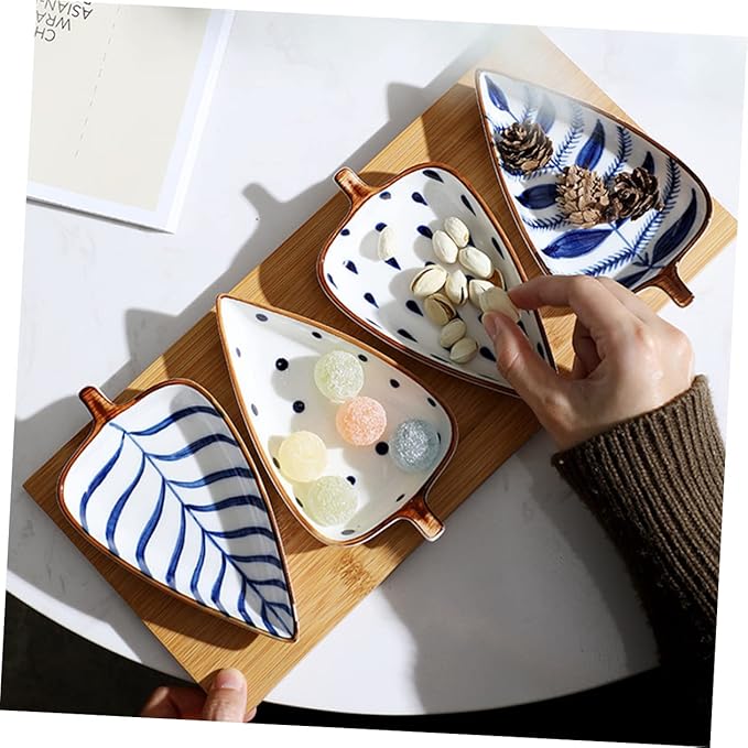 Amosfun Ceramic Leaf Shape Snack Dish Hand-Painted Japanese Appetizer Plates Mini Sauce Dish for Seasoning for Dipping and Serving 4-Inch Tableware Set for Home Use