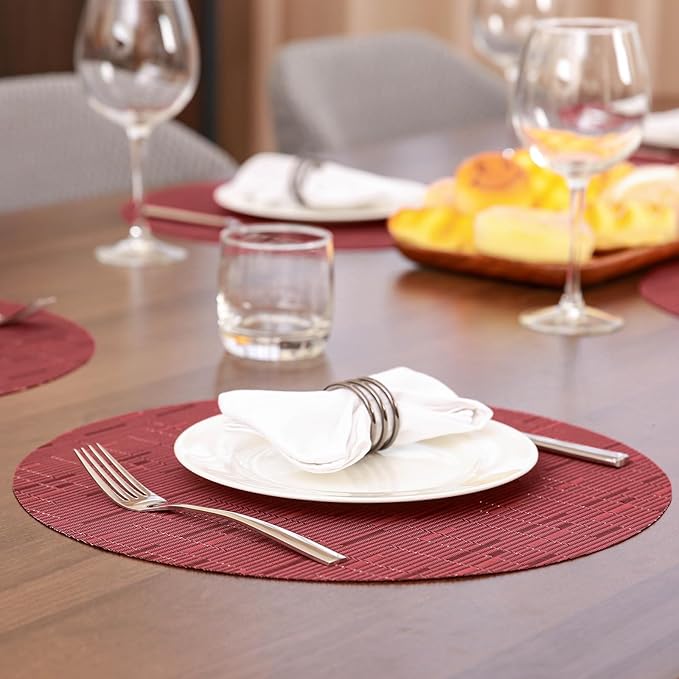 Round Placemats Set of 4 Heat Resistant Vinyl Placemats 15 inch Washable Non-Slip Table Mats Woven Place Mats for Dining Table (Red, Set of 4)