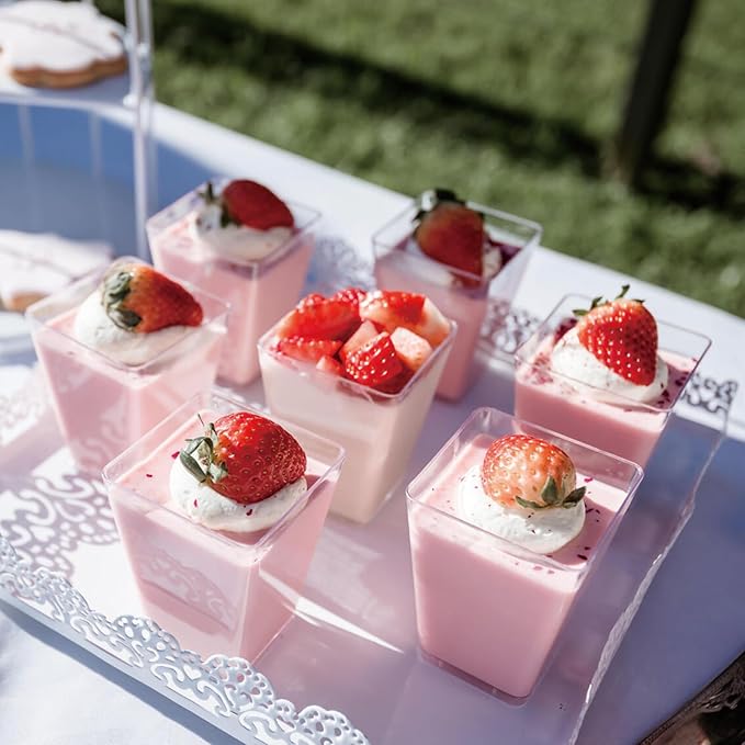 25Pack 5oz Plastic Dessert Cups with Lids and Spoons, Clear Parfait Appetizer Cups for Party, Mini Shooter Serving Cup, Square Dessert Shot Glasses for Tasting