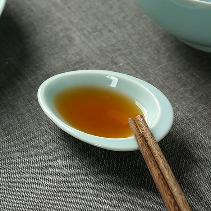 Appetizer Bowls Ceramic Soy Sauce Dish 4pcs Teardrop Mini Appetizer Plates Dipping Bowls Snack Dessert Dish Sushi Ketchup Seasoning Dishes Salad Bowls