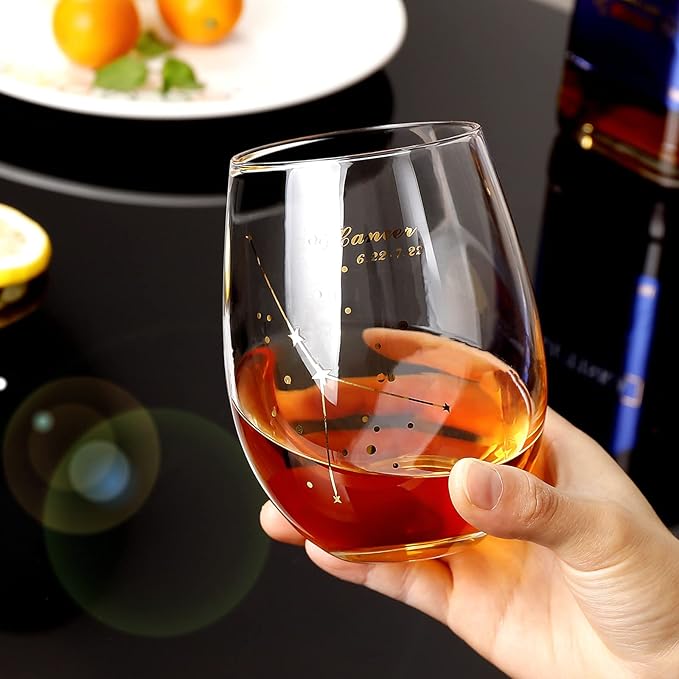 HOHY Cancer Zodiac Wine Glass 20 Oz, Cancer Zodiac Birthday Horoscope Gifts for Women, Birthday Wine Glass Astrology Constellation Christmas Gifts for Women, Constellation Wine Glasses Golden
