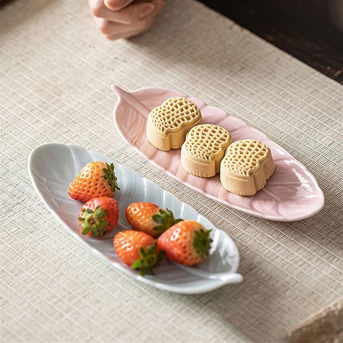 Sauce Dish Creative Feather Snack Plate Ceramic Snacks Dessert Plate Household Nuts Fruit Plate Restaurant Snack Plate Snack Plate(4)