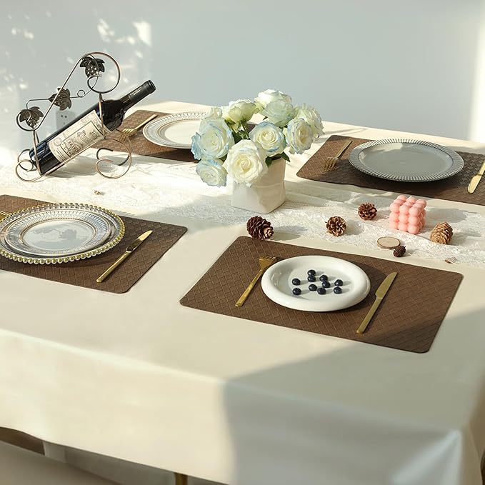 FAVE Faux Leather Place Mats Table Mats Set of 2 Heat Resistant Placemat for Kitchen Table Wipeable Placemats Fall Table Mats (Tan-2PCS)
