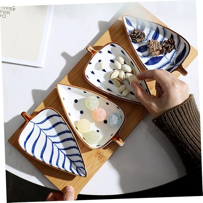 Cabilock Creative Japanese Hand-Painted Ceramic Snack Dish Leaf-Shaped Sauce and Seasoning Plate for Appetizers and Desserts for Home Use and Entertaining