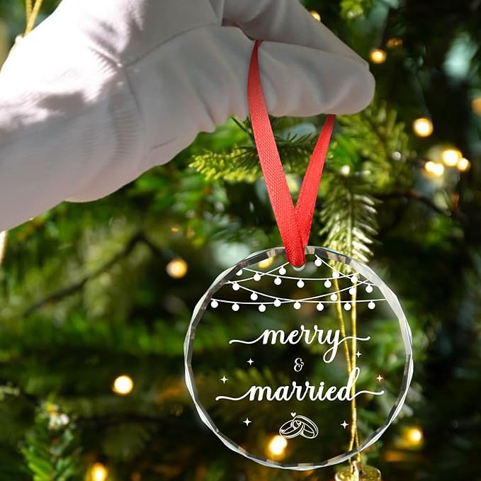 Wedding Gifts for Couples 2025, Mr and Mrs Gifts Merry & Married Glass Ornament, Bridal Shower Gift Engagement Gift for Newlyweds, 1st Married Christmas Ornaments 2025