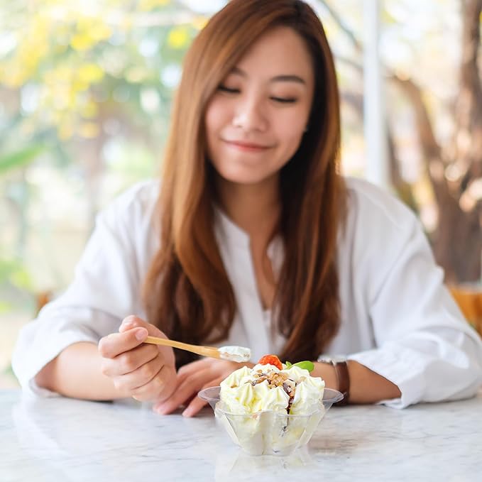 200 Pack Plastic Ice Cream Bowls 8.5Oz Clear Plastic Ice Cream Dessert Bowls Sundae Snack Fruit Salad Bowl Clear Flower Shape Appetizer Cup Chocolate Dessert Sundae and Nuts