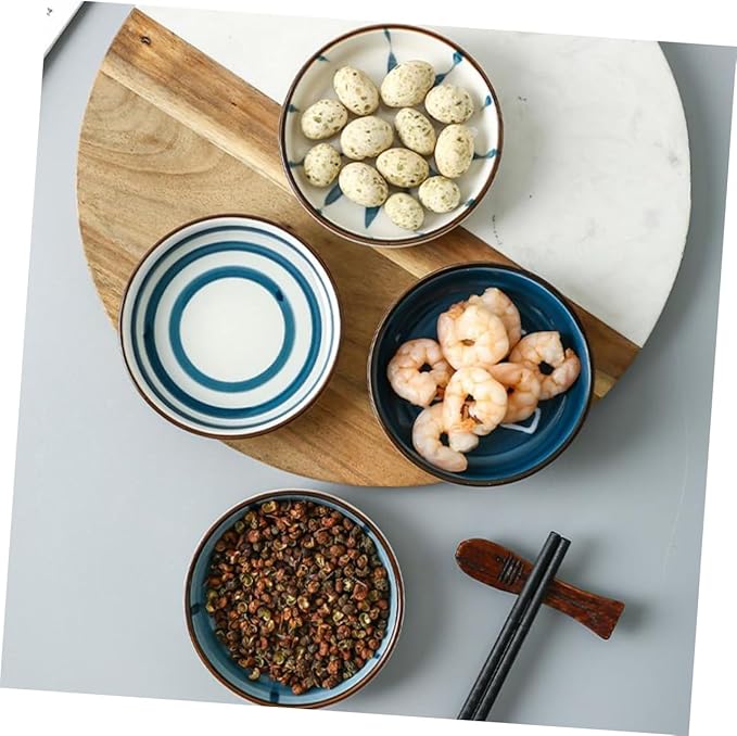 PRETYZOOM 4pcs Ceramic Dipping Bowls Hand-painted Sauce Dishes for Appetizers and Condiments Seasoning Dish Collection Thousands Leaf Spiral White Leaf