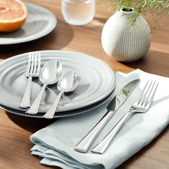 Oneida Noble Everyday Flatware, Service for 4, 18/0 Stainless Steel | (Pack of 2)