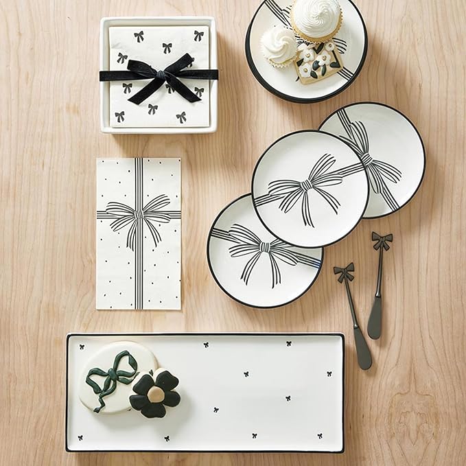 Santa Barbara Design Studio 4-Piece Appetizer Plates Set Black Rim Stamped Ceramic Dessert Plates, 5.25" Diameter, Black Bow