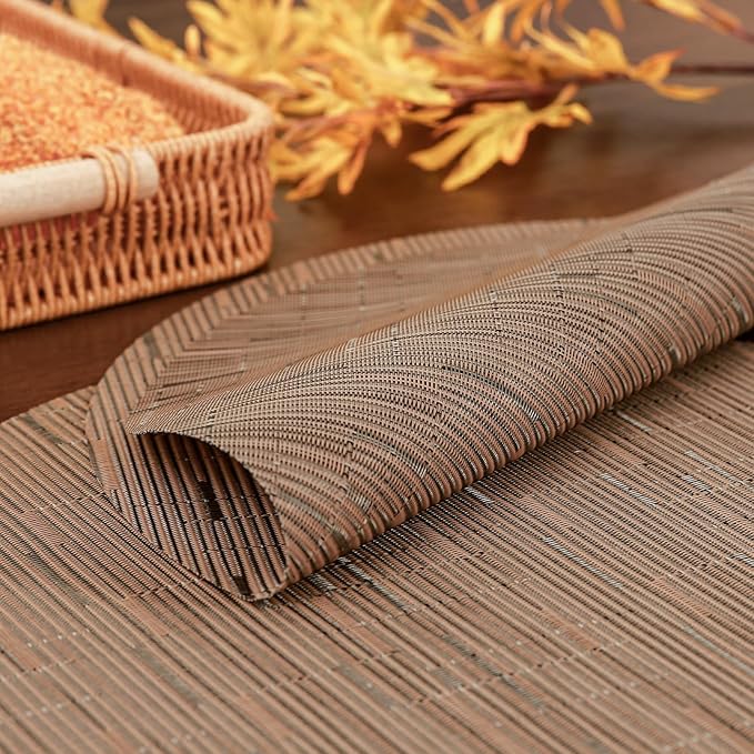 Round Placemats Set of 8 Heat Resistant Vinyl Placemats 15 inch Washable Non-Slip Table Mats Woven Place Mats for Dining Table (Light Brown, Set of 8)