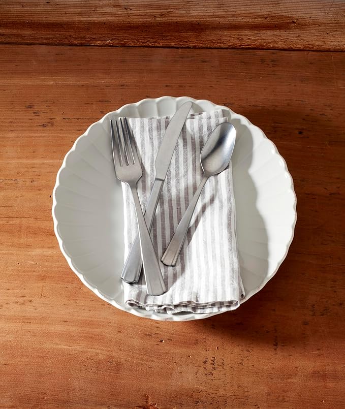 Lenox 895540 French Perle Scallop 65-Piece Flatware Set