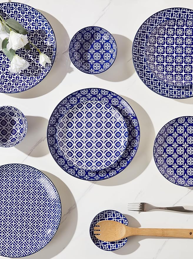 10" Ceramic Dinner Plates, Blue and White Porcelain Plate Set, Serving Dishes for Pasta, Pancakes, Steak, Salad, Set of 6, Dishwasher & Microwave Safe