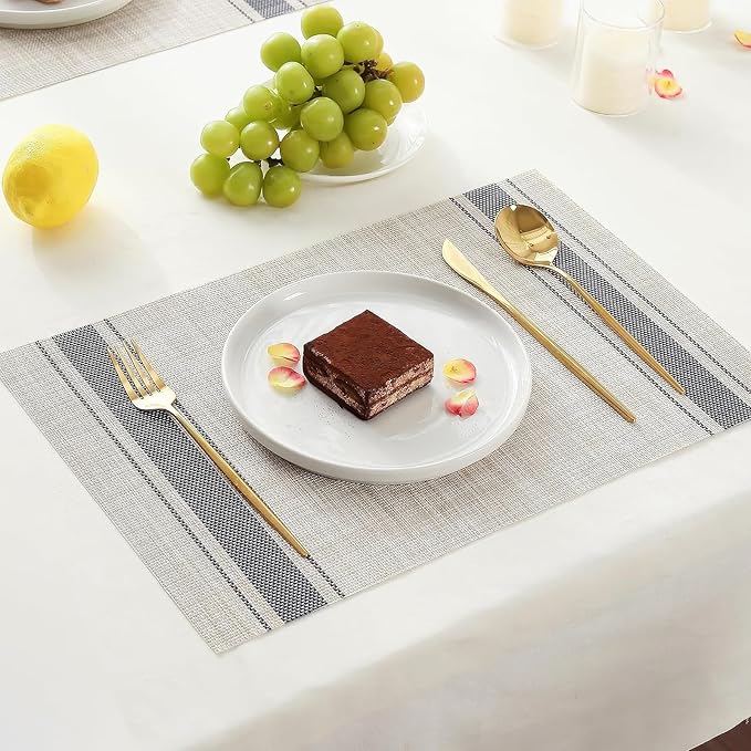 Plastic Woven Place Mats,Non-Slip,Set of 6,Waterproof Wipeable Dining Table Mats for Kitchen Table Indoor/Outdoor,Blue