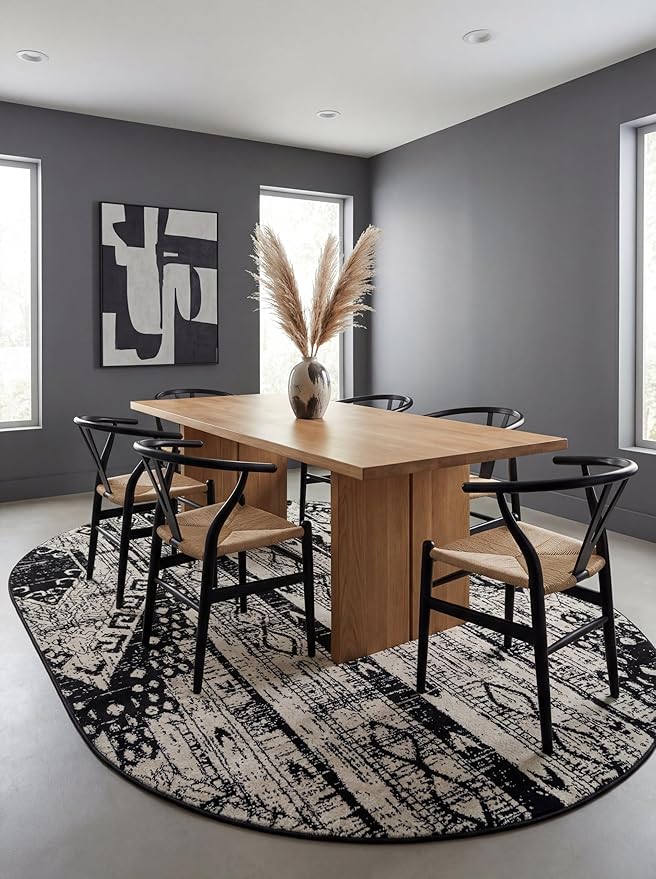 Rugs.com Oregon Collection Rug – 3' x 5' Oval Black and White Low-Pile Rug Perfect for Living Rooms, Large Dining Rooms, Open Floorplans