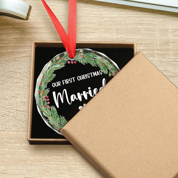 Our First Christmas Married 2025, Wedding Gifts for Couples 2025, Mr and Mrs Gifts, Engagement Gift for Newlyweds, Bridal Shower Gift Keepsake, 1st Married Glass Christmas Ornaments 2025
