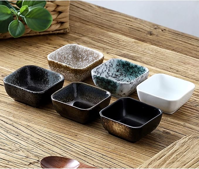 Sauce Dipping Saucer Sauce Dipping Bowls 3.3 Oz Soy Sauce Dipping Bowls Side Dish Plates for Snack Sushi Fruit Appetizer Dessert Ceramic Dip/Dipping Bowls Set Of 3 with Bamboo Tray Soy Sauce Bowls Di